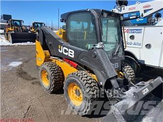 JCB 300 Krautuvai su šoniniu pasukimu