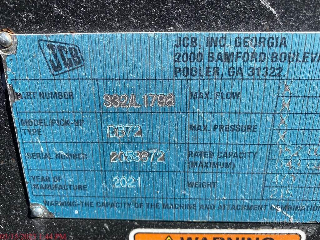 JCB 300 Krautuvai su šoniniu pasukimu