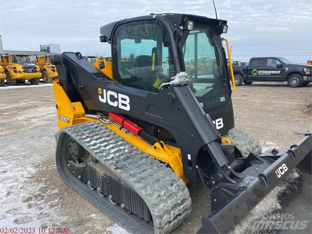 JCB 300T Krautuvai su šoniniu pasukimu