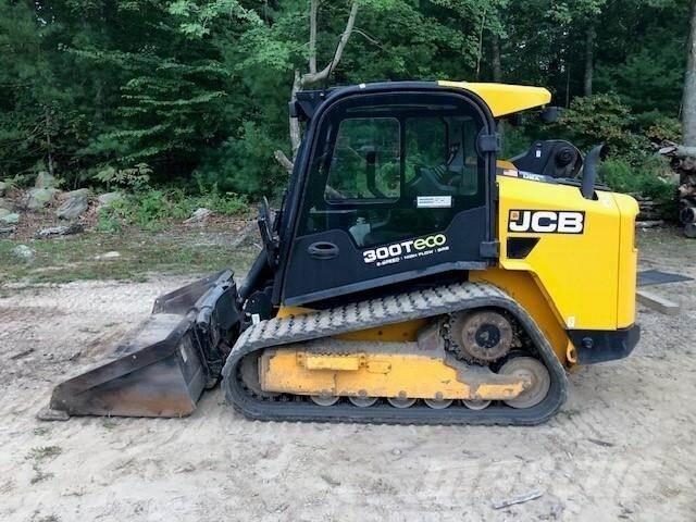 JCB 300T Krautuvai su šoniniu pasukimu