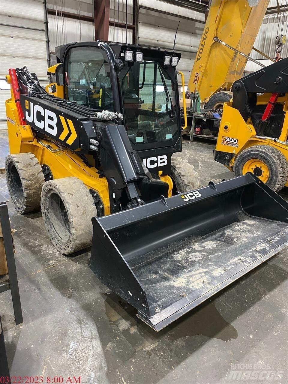 JCB 3TS-8W Krautuvai su šoniniu pasukimu
