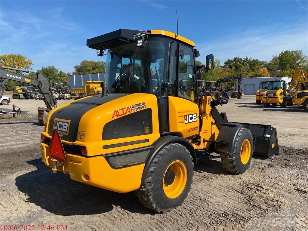 JCB 407 Naudoti ratiniai krautuvai