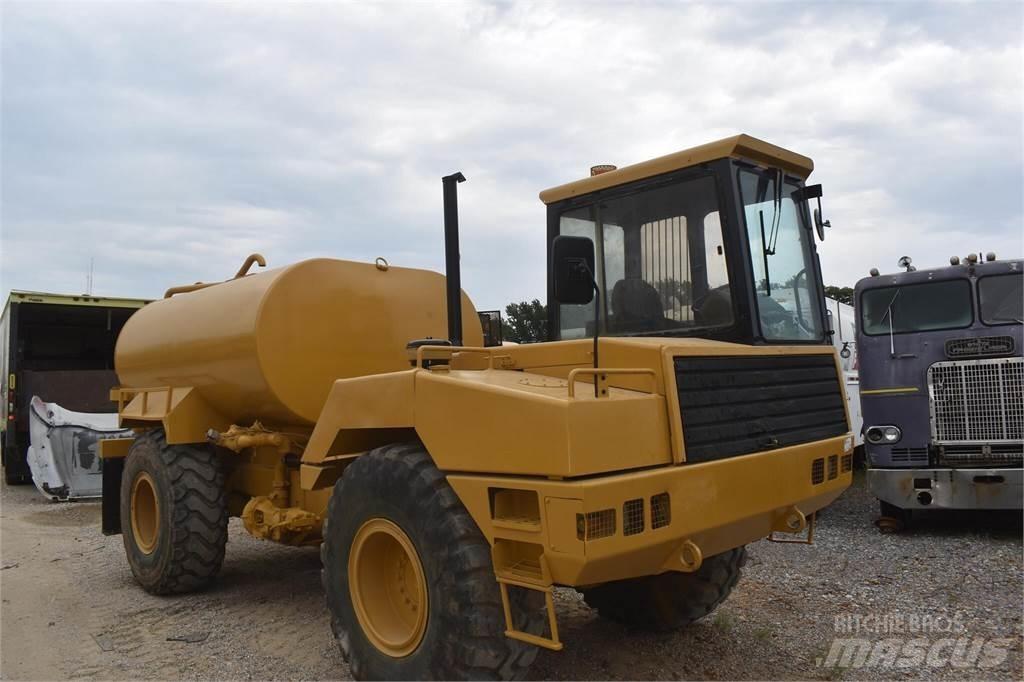 JCB 712 Vandens sunkvežimiai