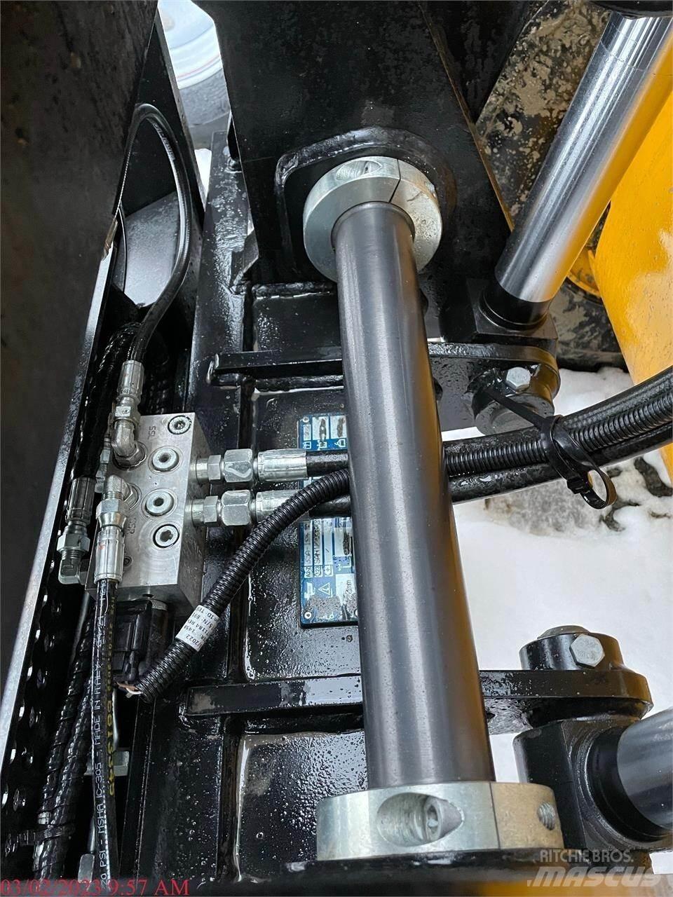 JCB 77-52D Teleskopiniai krautuvai