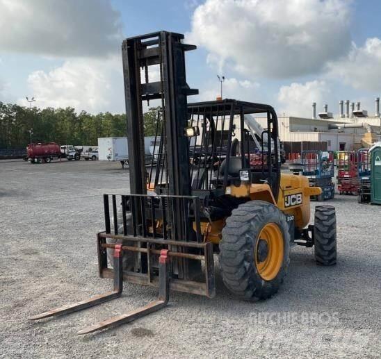 JCB 930 Visureigiai krautuvai