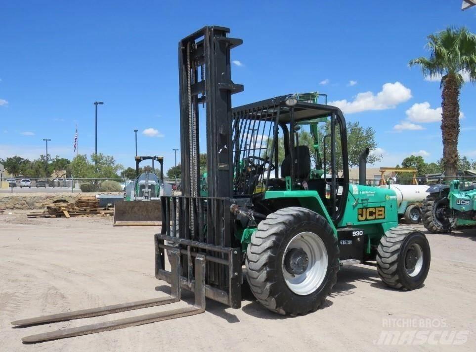 JCB 930 Visureigiai krautuvai