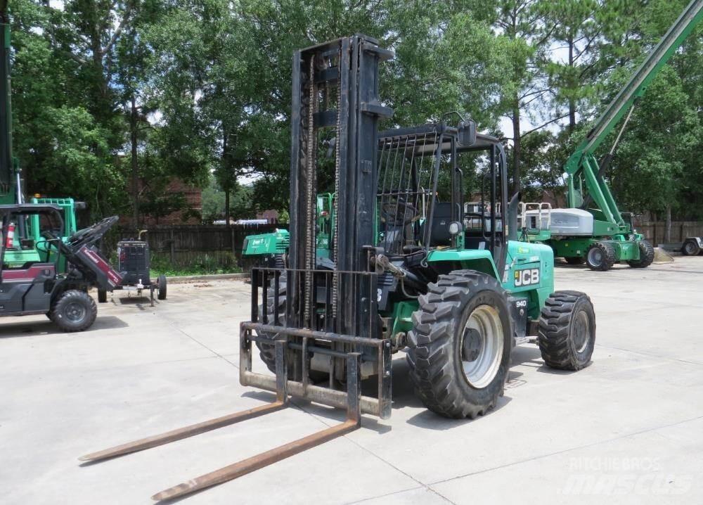 JCB 940 Visureigiai krautuvai