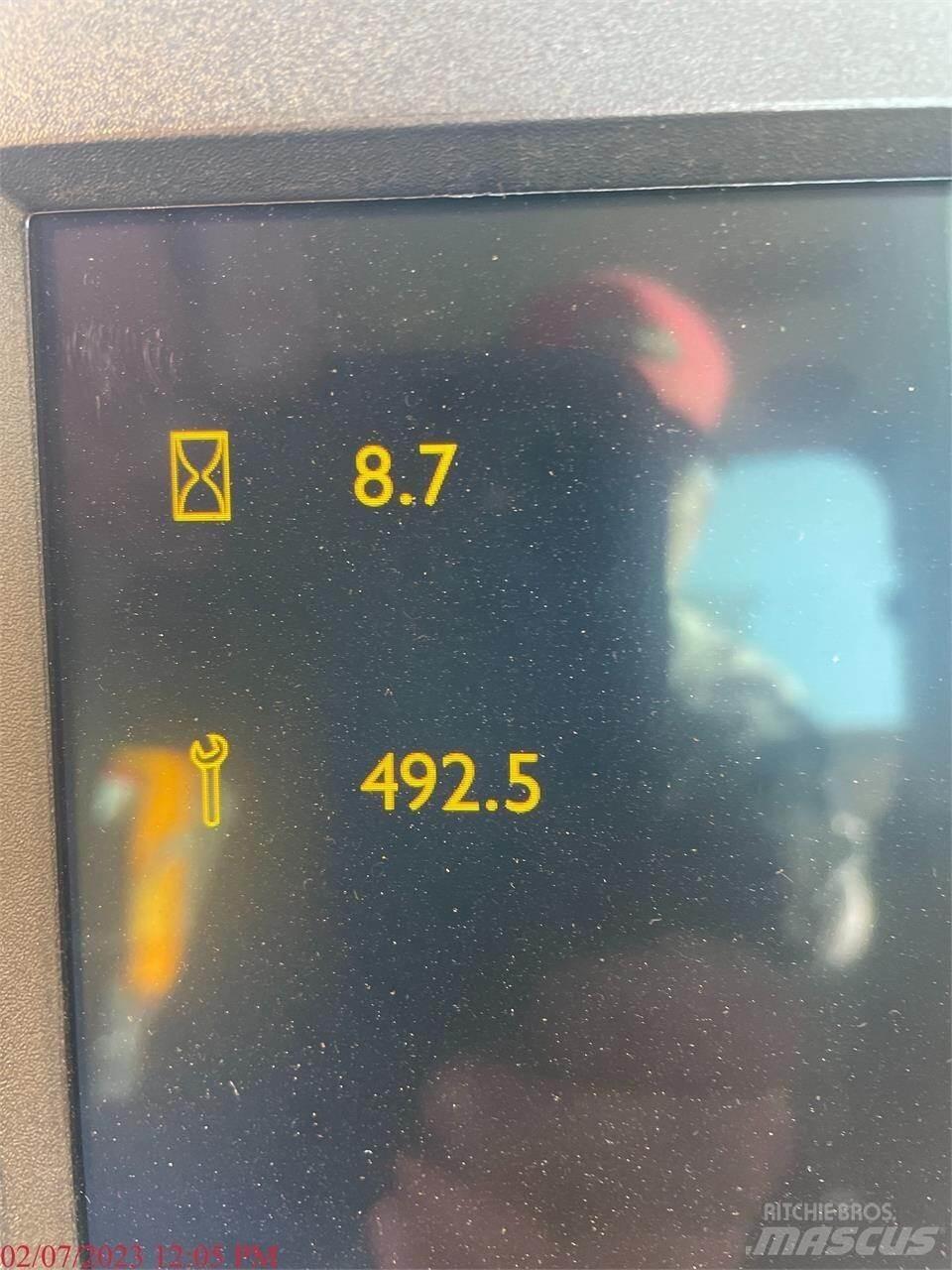 JCB JZ141 LC Vikšriniai ekskavatoriai