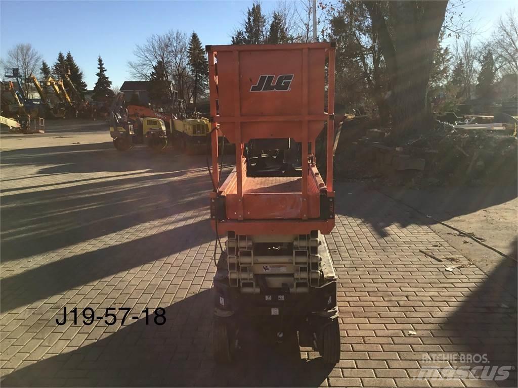 JLG 1932R Žirkliniai keltuvai