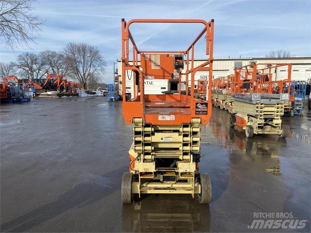 JLG 2646ES Žirkliniai keltuvai