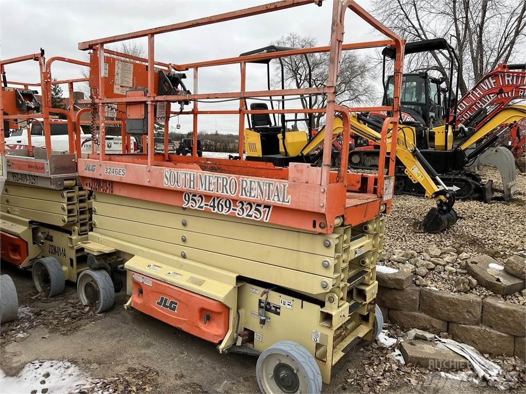 JLG 3246ES Žirkliniai keltuvai