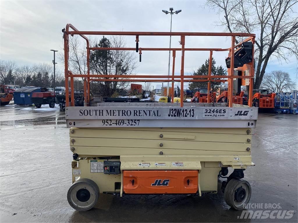 JLG 3246ES Žirkliniai keltuvai