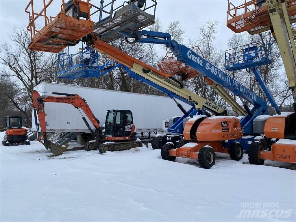 JLG 400S Teleskopiniai keltuvai