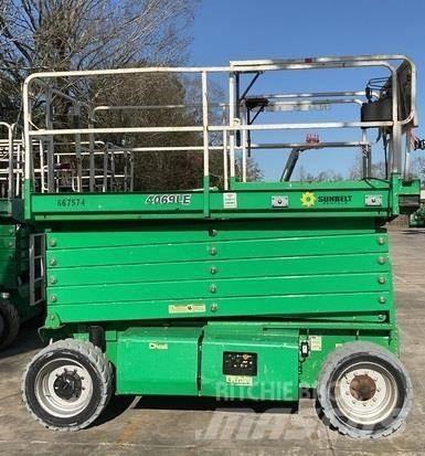 JLG 4069LE Žirkliniai keltuvai