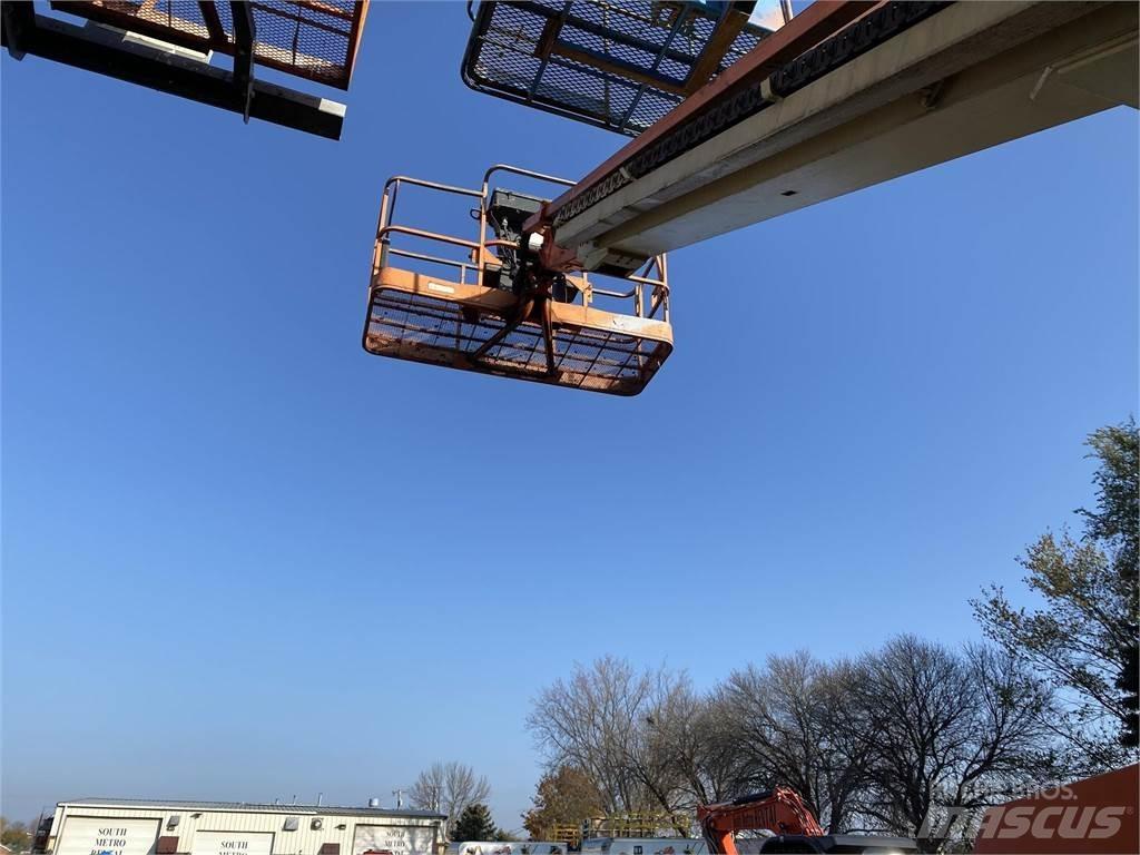 JLG 600S Teleskopiniai keltuvai