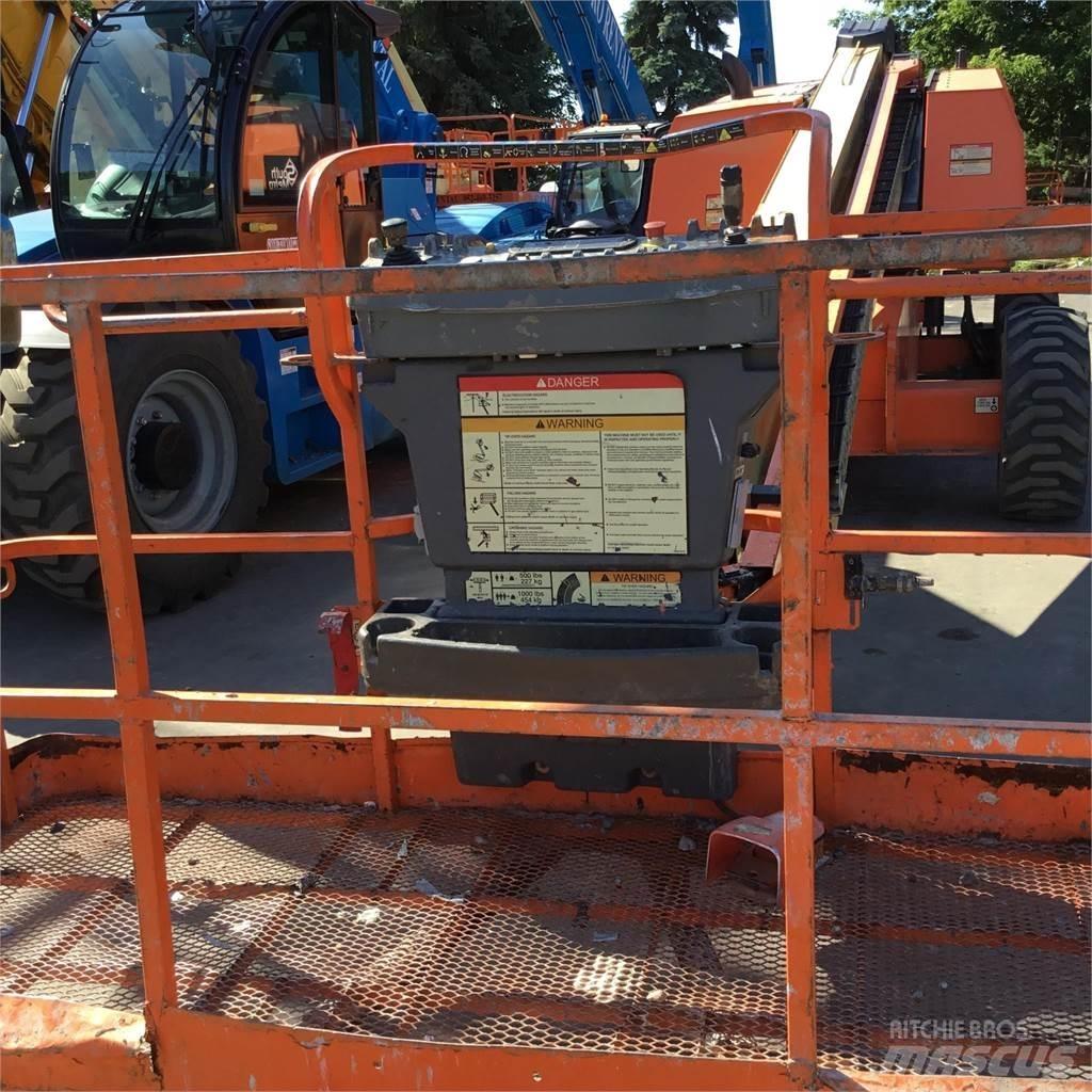 JLG 600S Teleskopiniai keltuvai