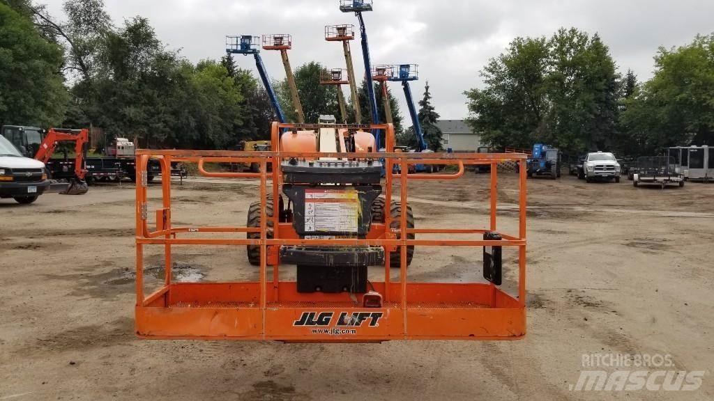 JLG 600S Teleskopiniai keltuvai