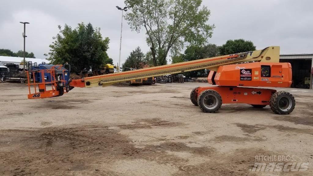 JLG 800S Teleskopiniai keltuvai