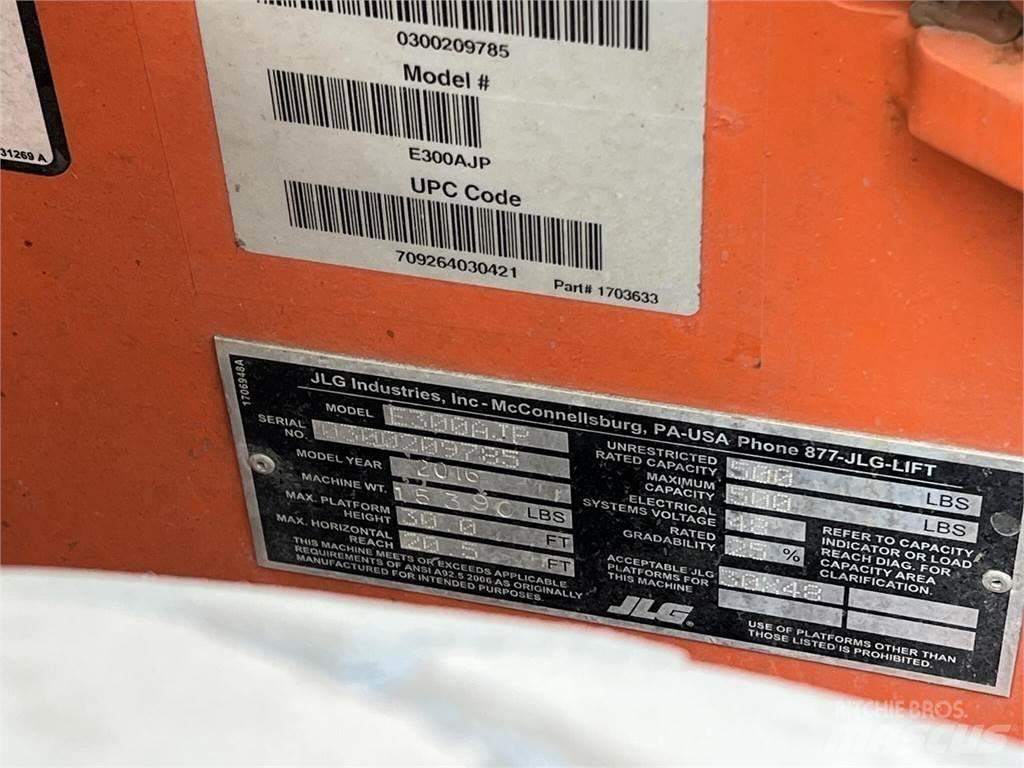 JLG E300AJP Alkūniniai keltuvai