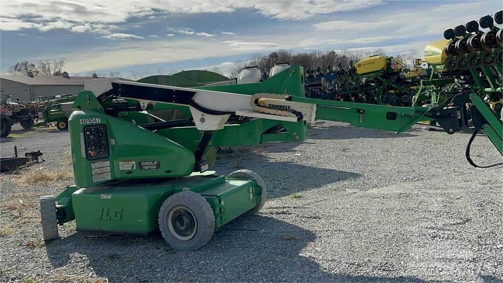 JLG E400AJPN Alkūniniai keltuvai