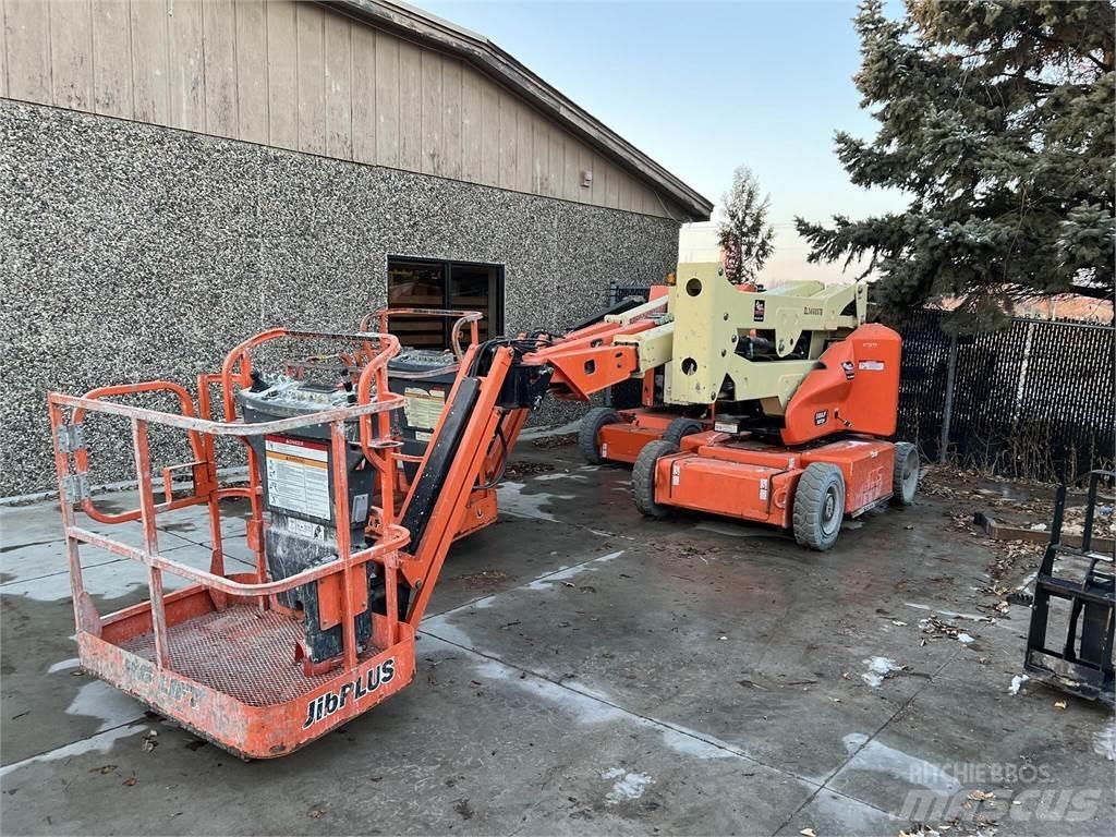JLG E400AJPN Alkūniniai keltuvai