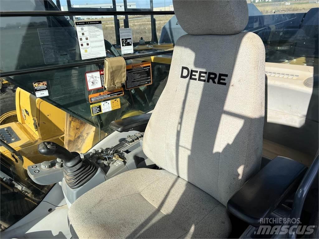 John Deere 210G LC Vikšriniai ekskavatoriai