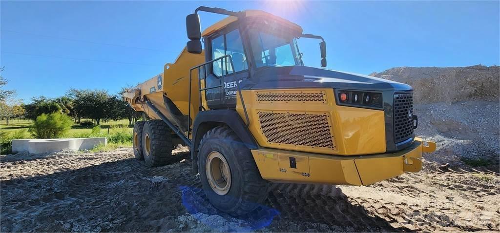 John Deere 310E Karjeriniai savivarčiai