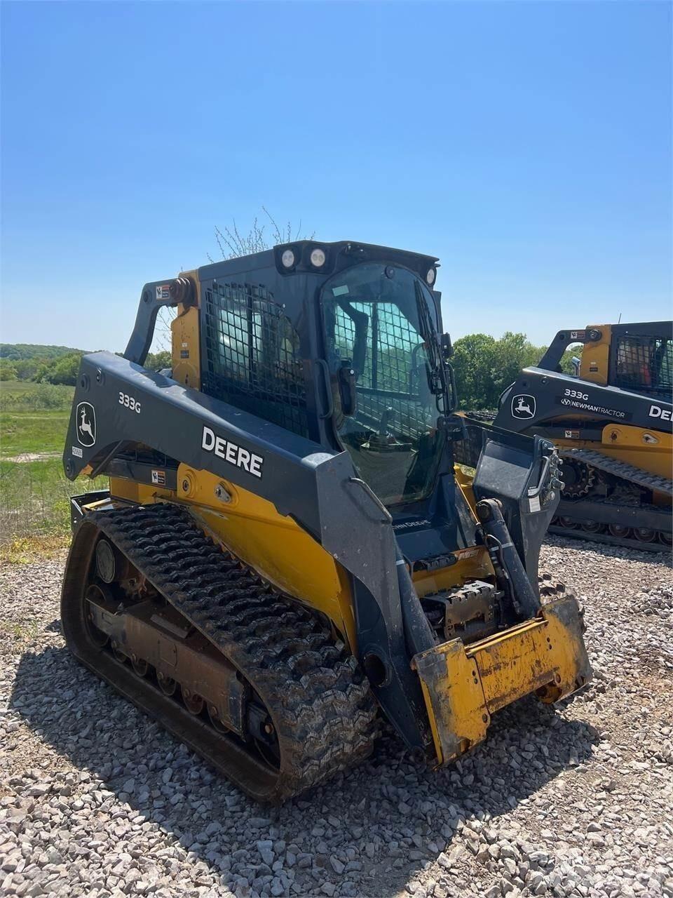 John Deere 333G Krautuvai su šoniniu pasukimu