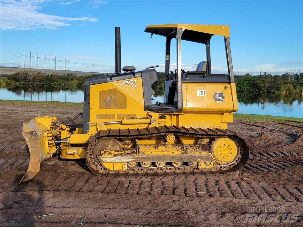 John Deere 450J LGP Vikšriniai buldozeriai