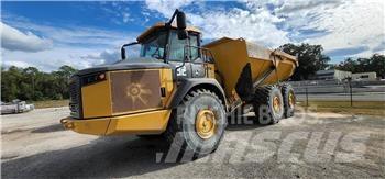 John Deere 460E Vandens sunkvežimiai