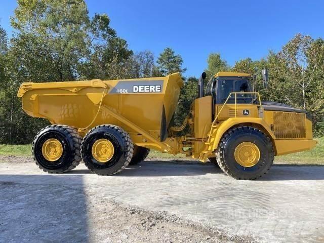 John Deere 460E Karjeriniai savivarčiai