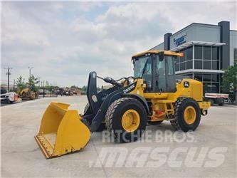 John Deere 524P Naudoti ratiniai krautuvai