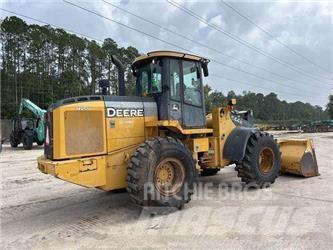 John Deere 544K Naudoti ratiniai krautuvai