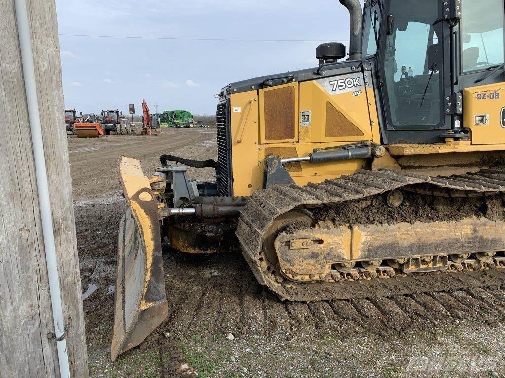 John Deere 750K LGP Vikšriniai buldozeriai