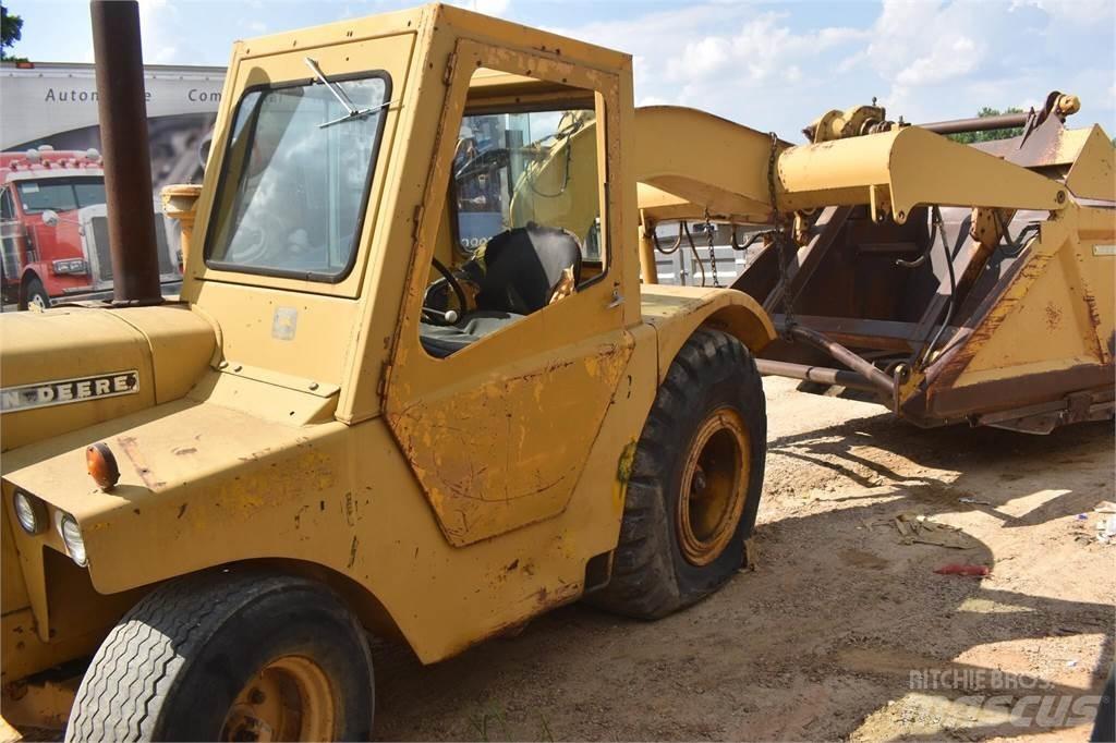 John Deere 760A Frezos