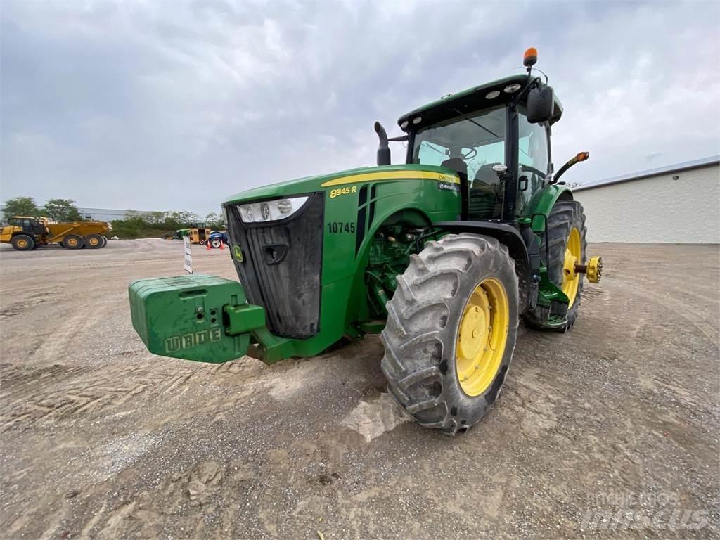 John Deere 8345R Traktoriai