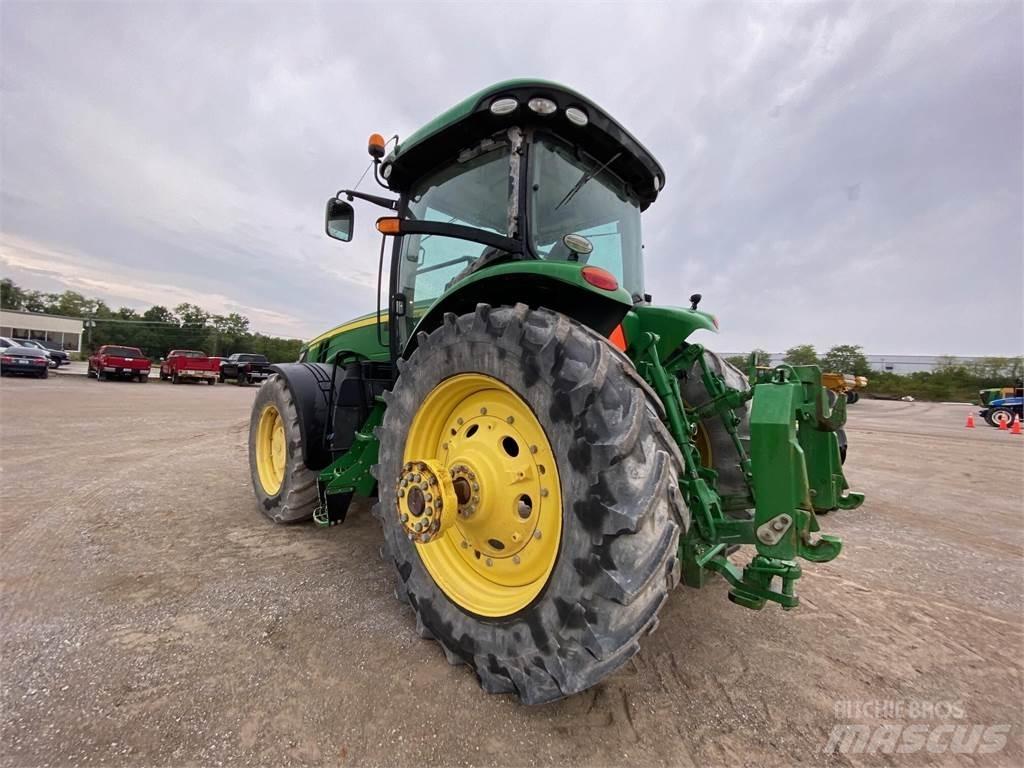 John Deere 8345R Traktoriai