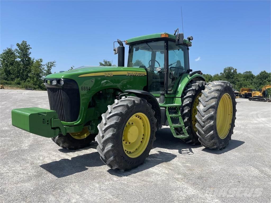 John Deere 8420 Traktoriai
