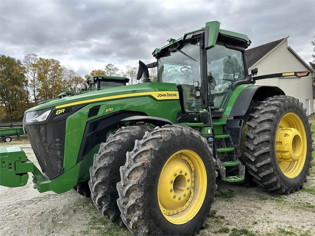 John Deere 8R 370 Traktoriai