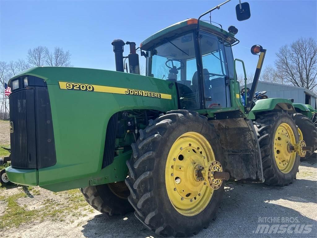 John Deere 9200 Traktoriai