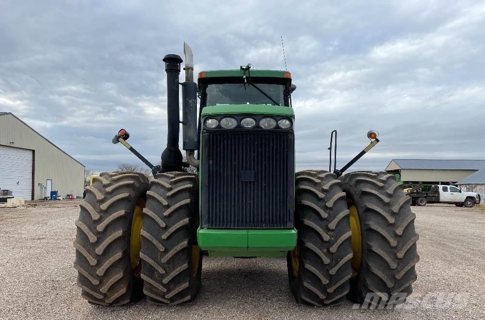 John Deere 9220 Traktoriai