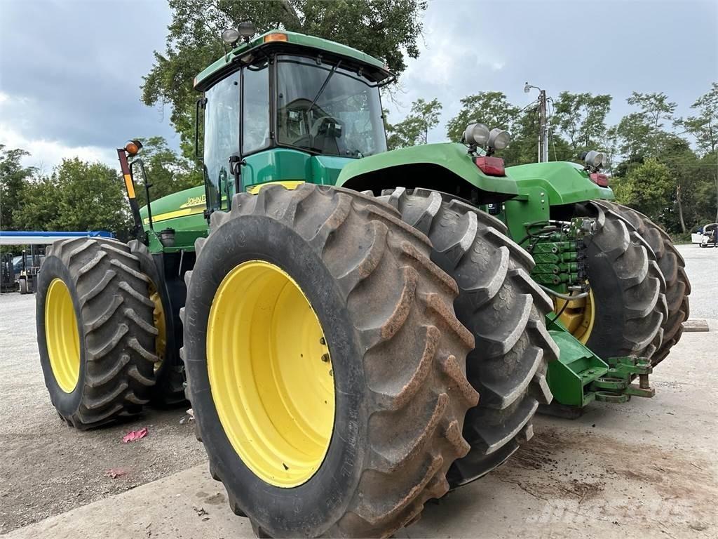 John Deere 9220 Traktoriai
