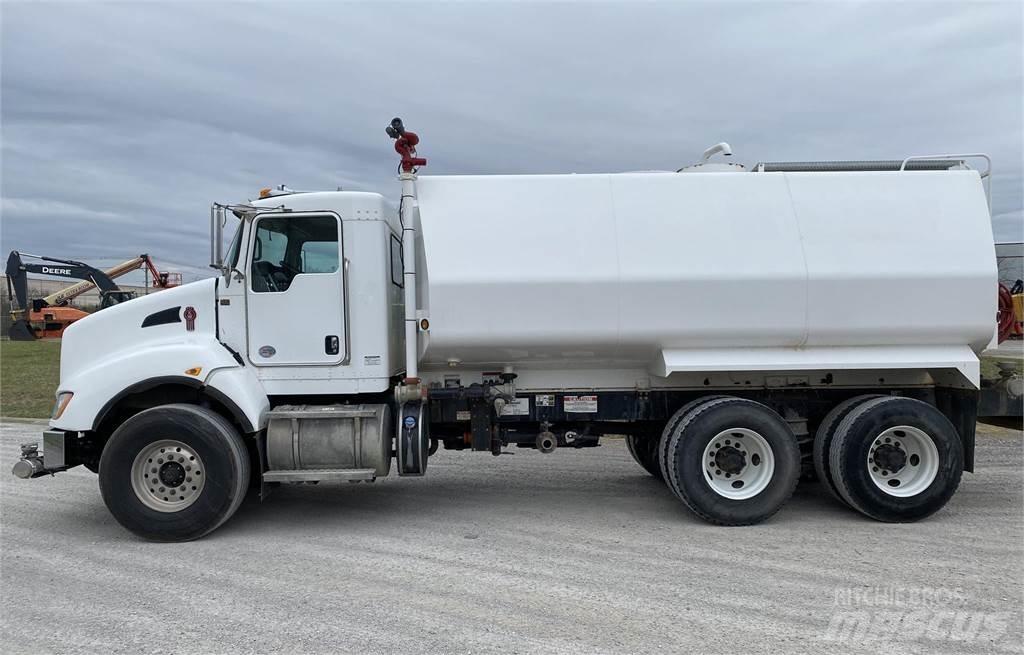 Kenworth T440 Vandens sunkvežimiai