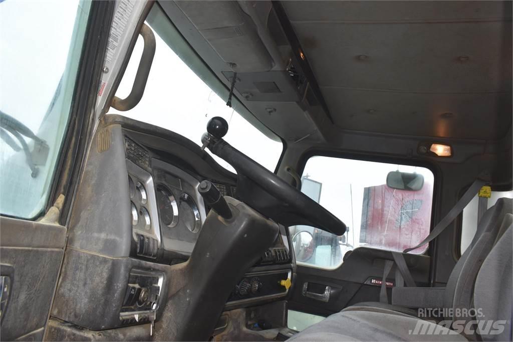 Kenworth T440 Betonvežiai