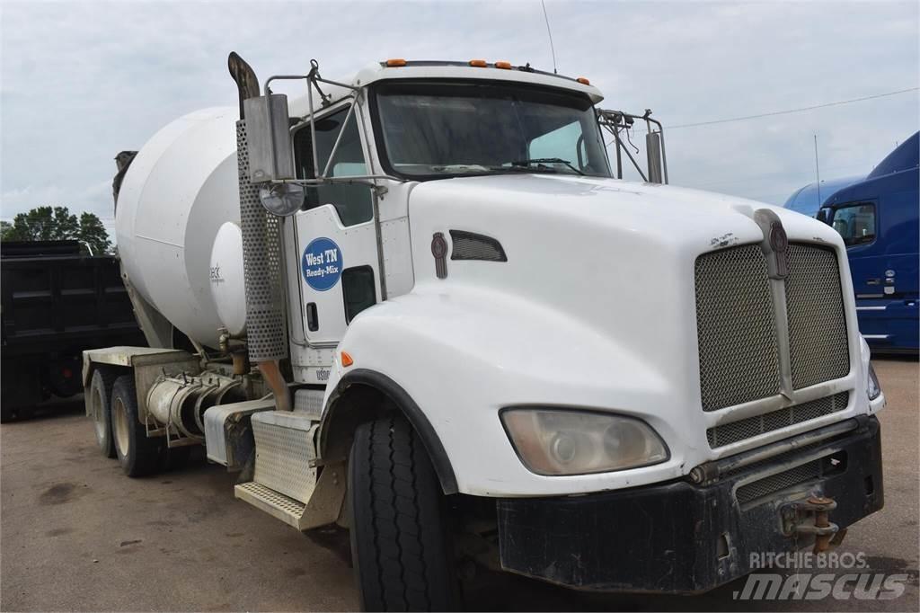 Kenworth T440 Betonvežiai