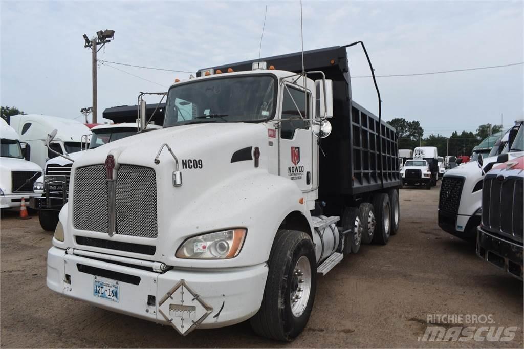 Kenworth T440 Savivarčių priekabų vilkikai