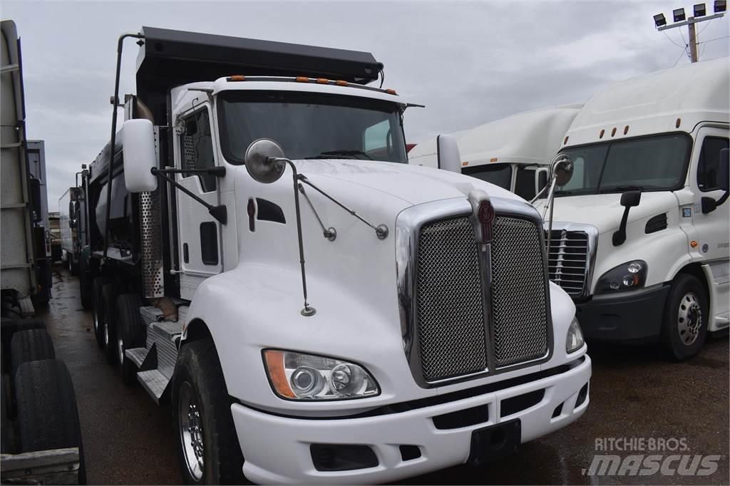 Kenworth T660 Savivarčių priekabų vilkikai