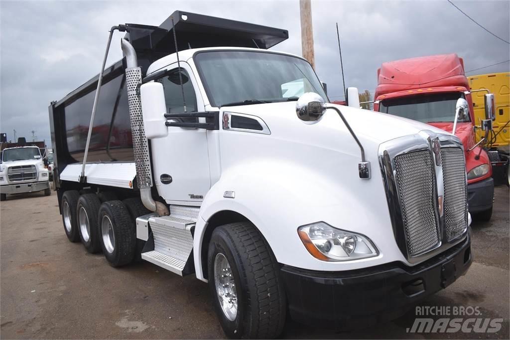 Kenworth T680 Savivarčių priekabų vilkikai