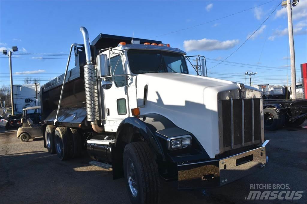Kenworth T800 Savivarčių priekabų vilkikai