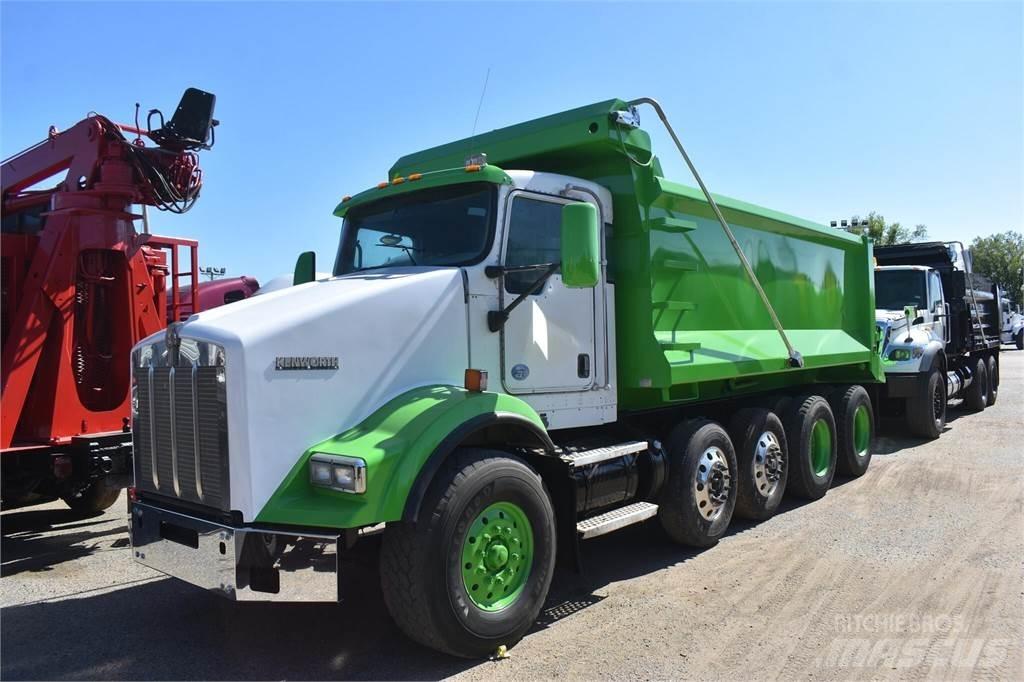Kenworth T800 Savivarčių priekabų vilkikai